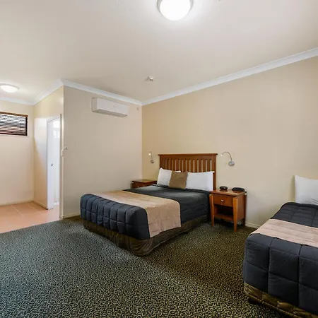 Quality Inn Grafton Exterior photo